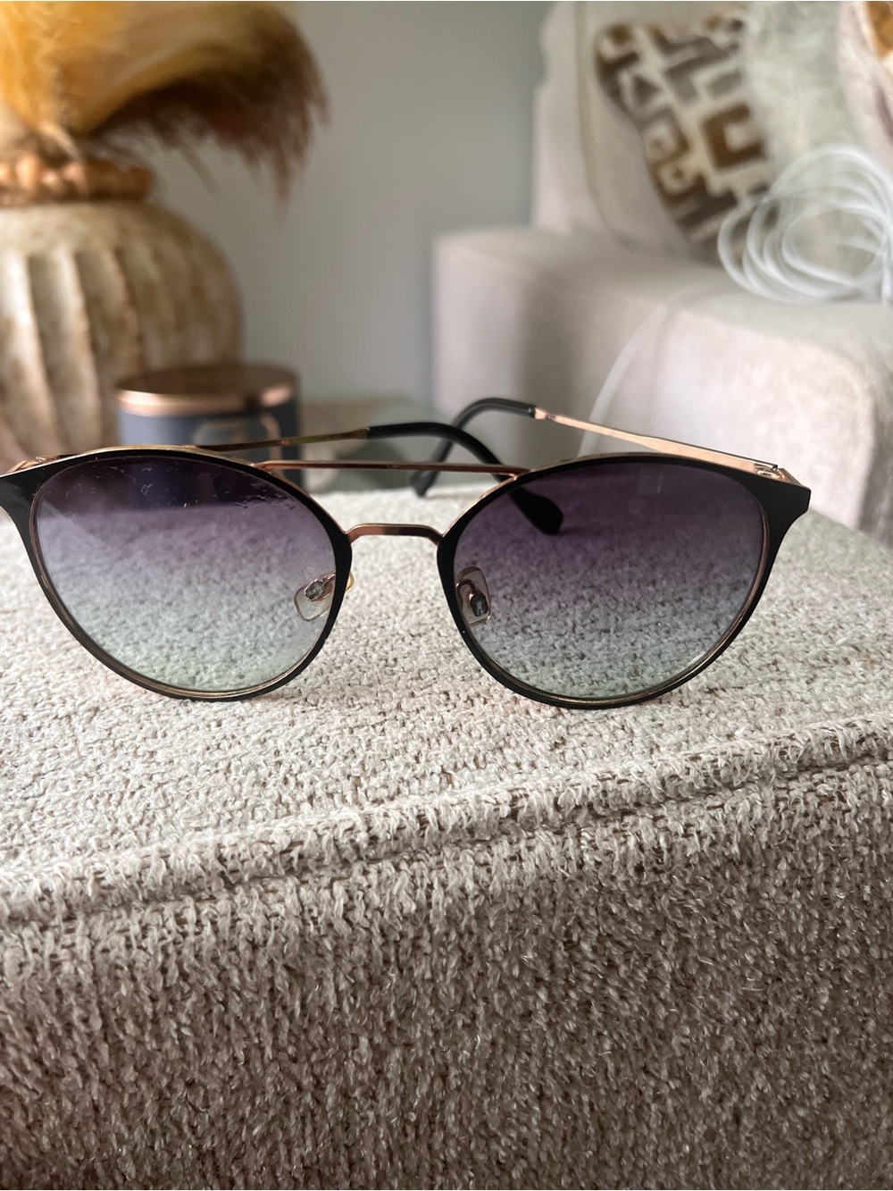 Women’s Gradient Purple Round Sunglasses